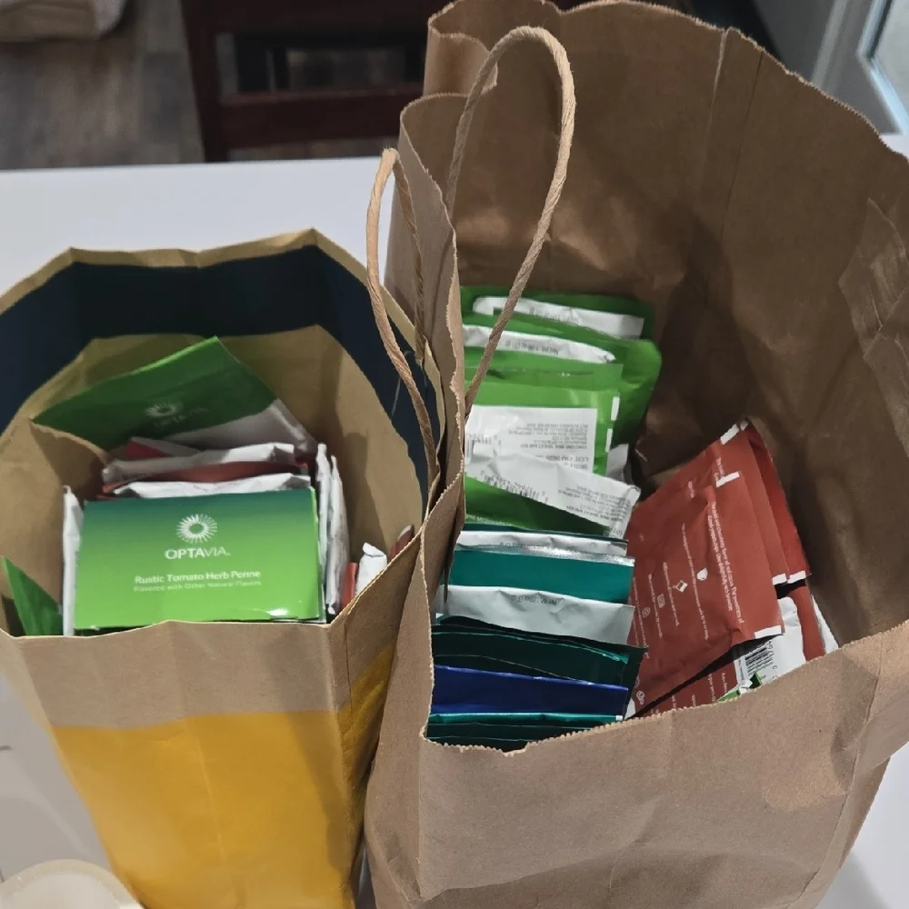 Assorted Bags Collection Optavia - Picture 2 of 3